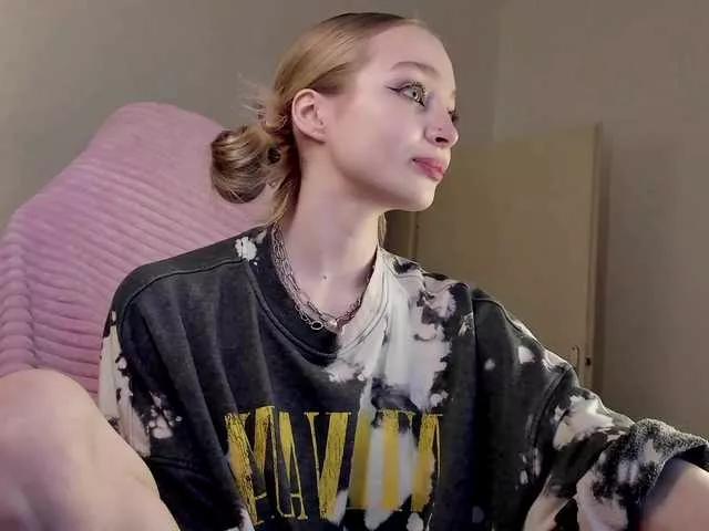 LISABABYMETAL on BongaCams 
