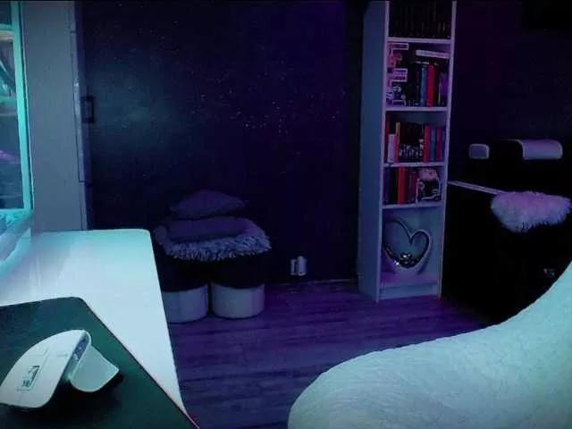 LisaModel on BongaCams 
