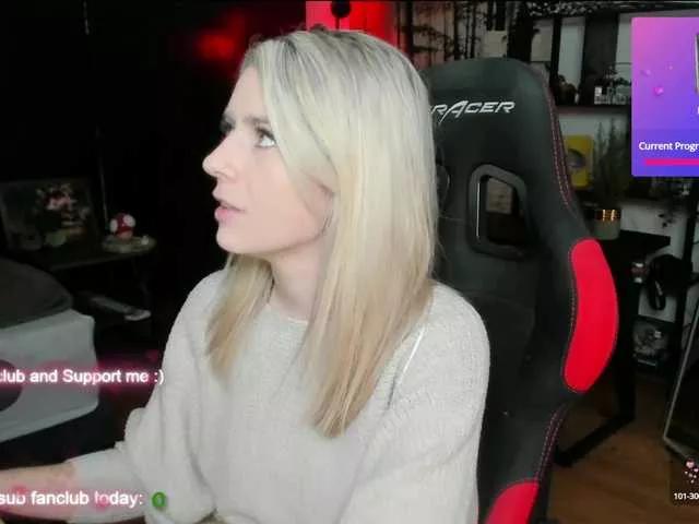 Lisaonthemoon on BongaCams 
