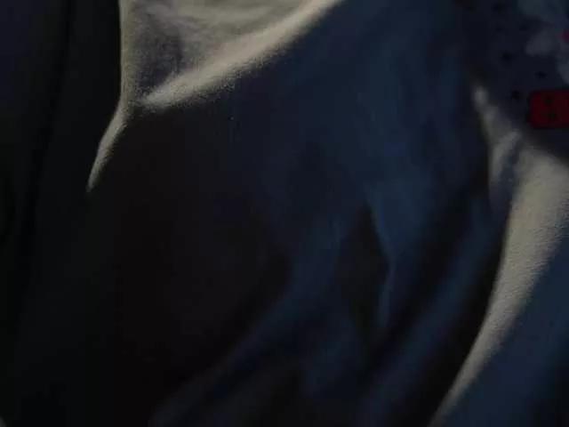 LisaRoux on BongaCams 