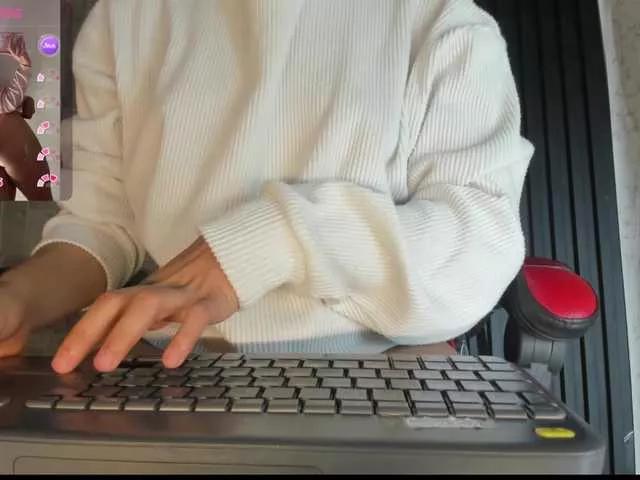 Lissalittlee on BongaCams 