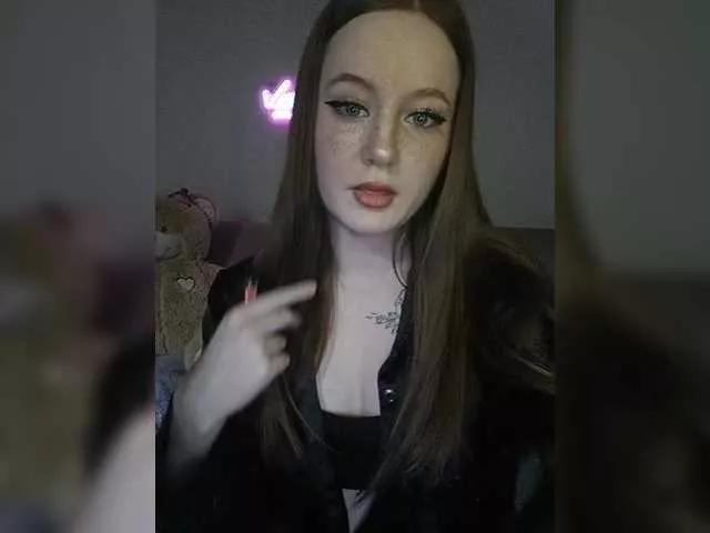 LolaMin on BongaCams 