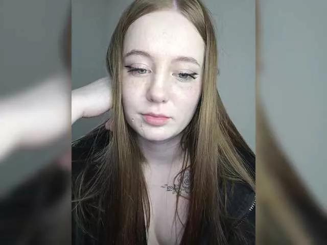 LolaMin on BongaCams 