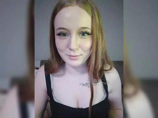 LolaMin on BongaCams 