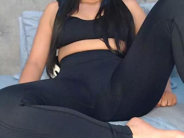 lolapaz on BongaCams 