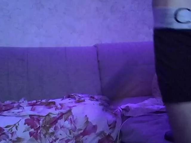 Love1day on BongaCams 
