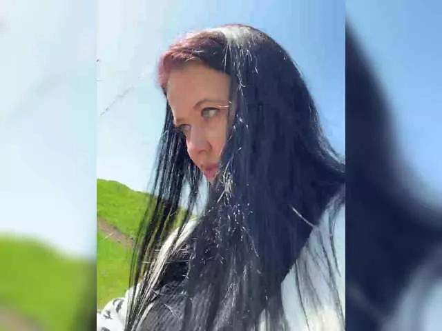 LoveCatsuit on BongaCams 