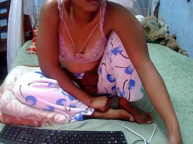 LoveSexx23 on BongaCams 
