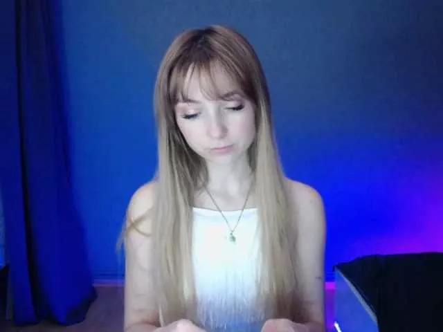 LuciaLovely on BongaCams 
