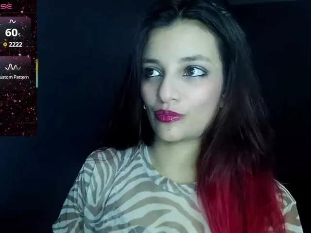 LuciRedd on BongaCams 