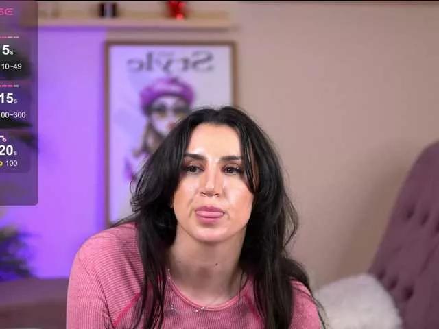 LucyxRios on BongaCams 