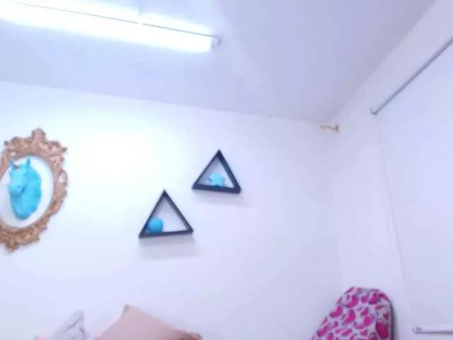 luna-milf on BongaCams 