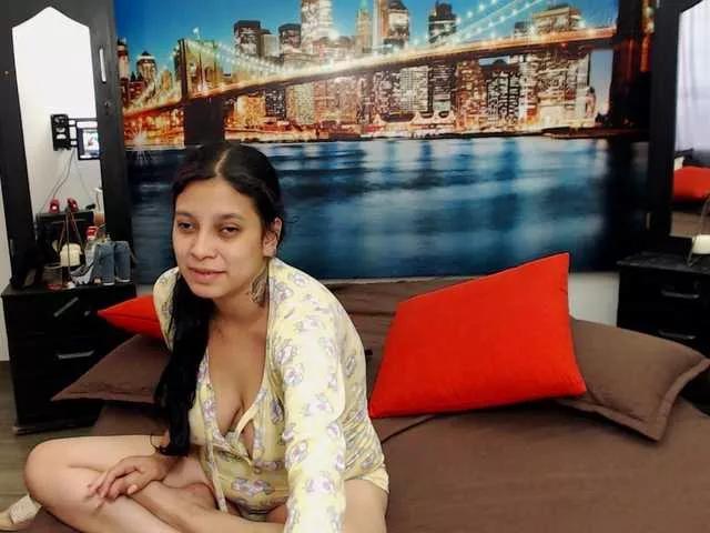 LunaAndMalory on BongaCams 