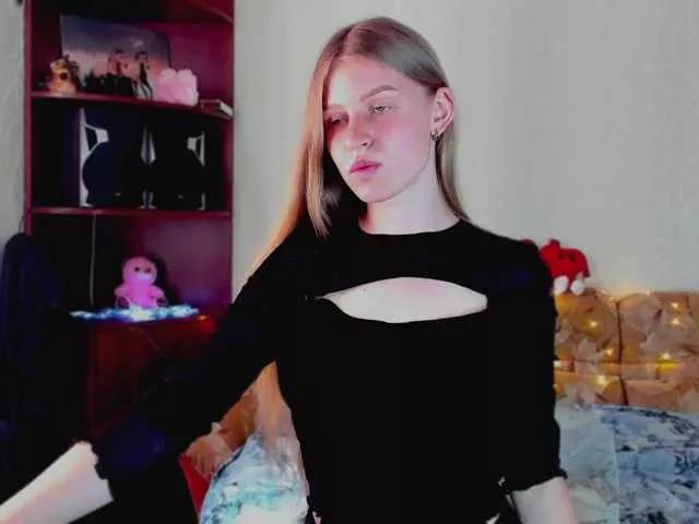 Offline LunaEvan on BongaCams