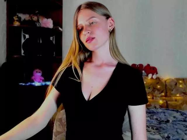 Offline LunaEvan on BongaCams