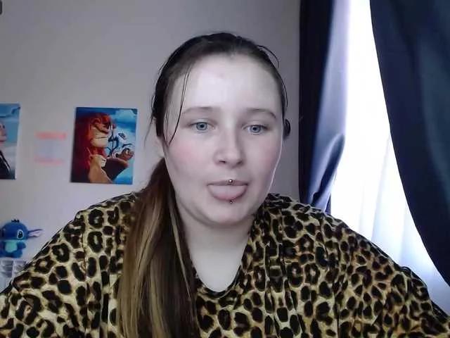 Maggie-Moll on BongaCams 