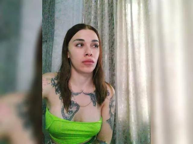 MaidenCrystal on BongaCams 