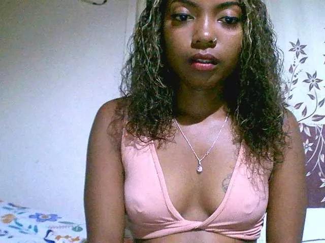 maliah on BongaCams 