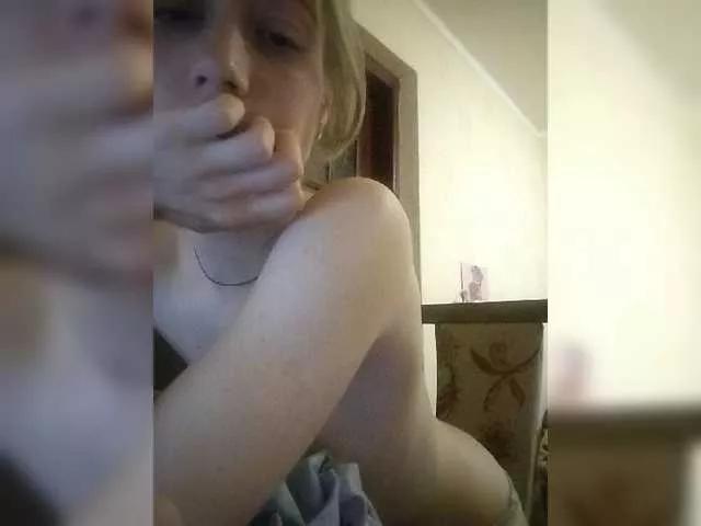 Freechat malushkaxxx on BongaCams