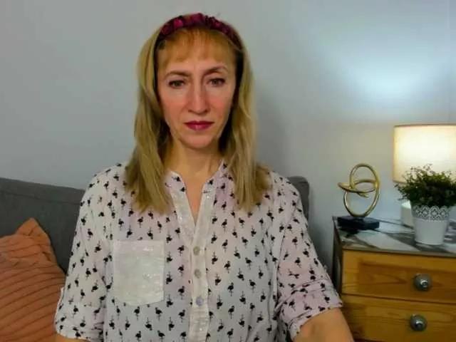 MargaretCherry on BongaCams 