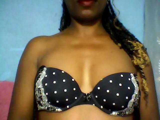 MayaQueen on BongaCams 