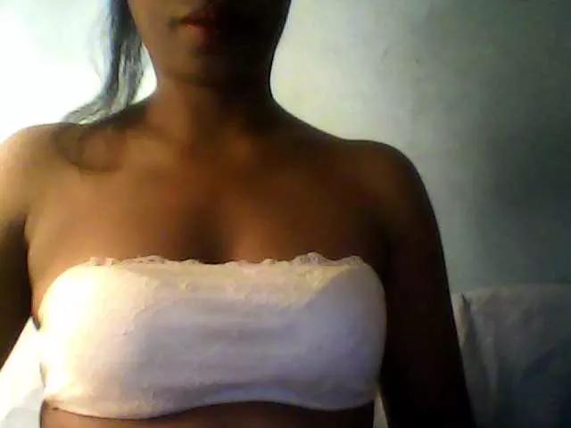 MayaQueen on BongaCams 