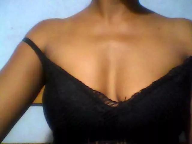 MayaQueen on BongaCams 
