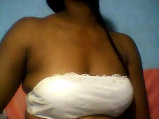 MayaQueen on BongaCams 
