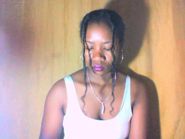mayrah5 on BongaCams 