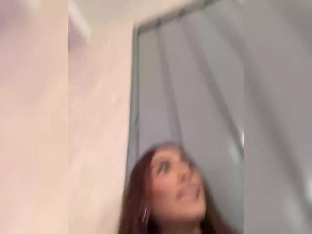 Megan-Holly on BongaCams 