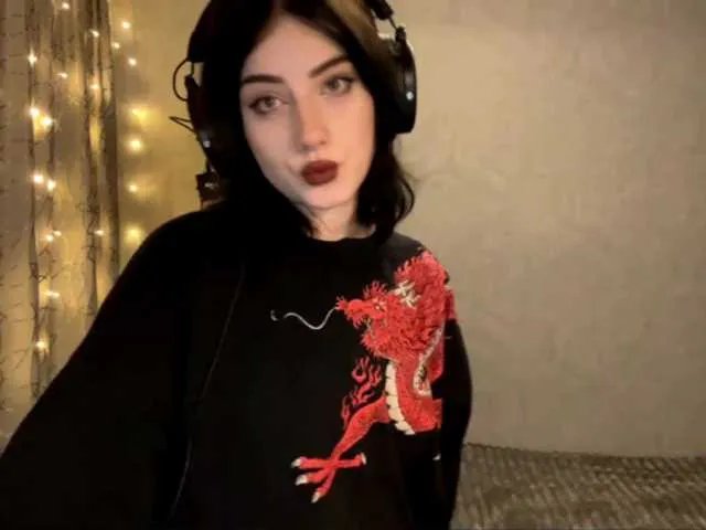meowluly from BongaCams
