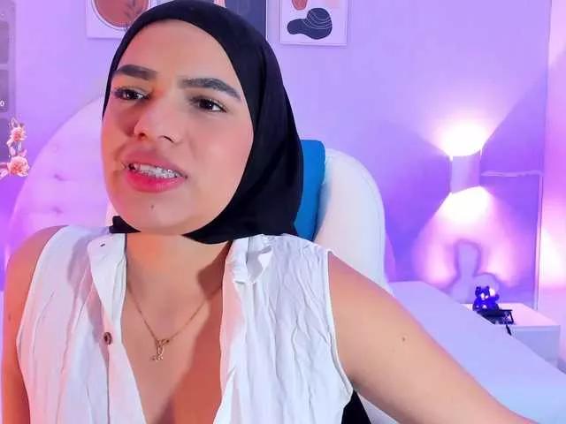 mhia-paris on BongaCams 