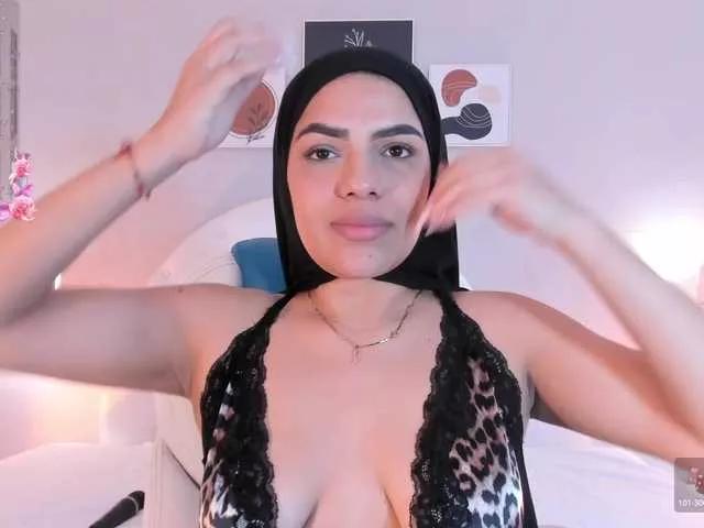 mhia-paris on BongaCams 