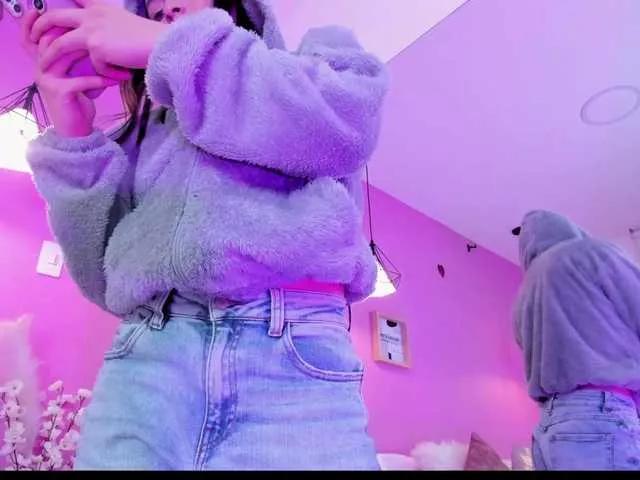 MiaAylin on BongaCams 