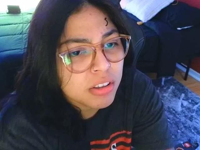 Miacanelaxo on BongaCams 