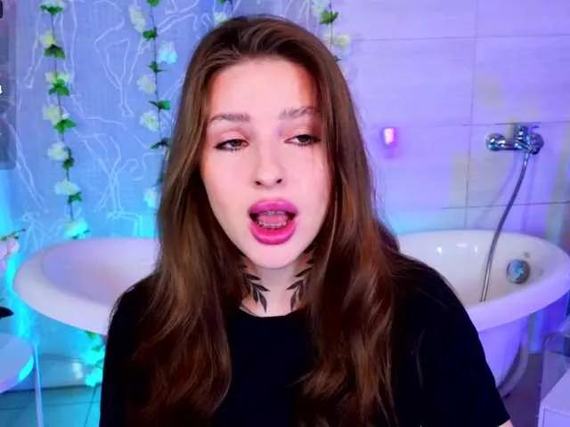miachill on BongaCams 