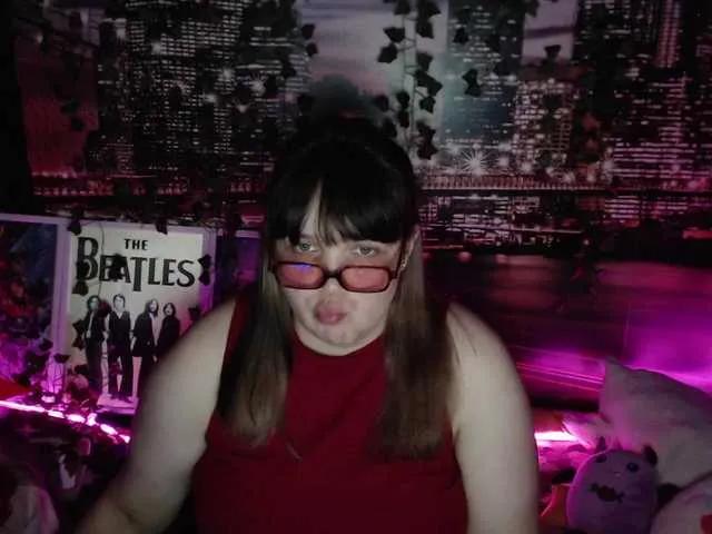 Offline miss-kapriz-love on BongaCams