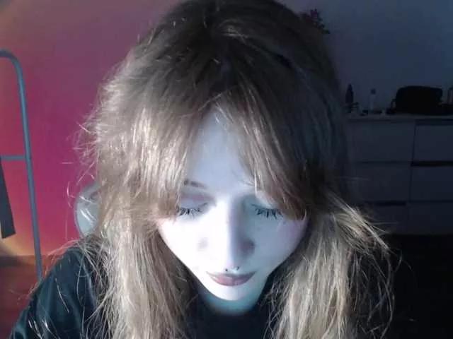 mnepohuyy on BongaCams 