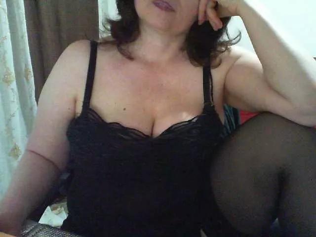 Monella77 on BongaCams 