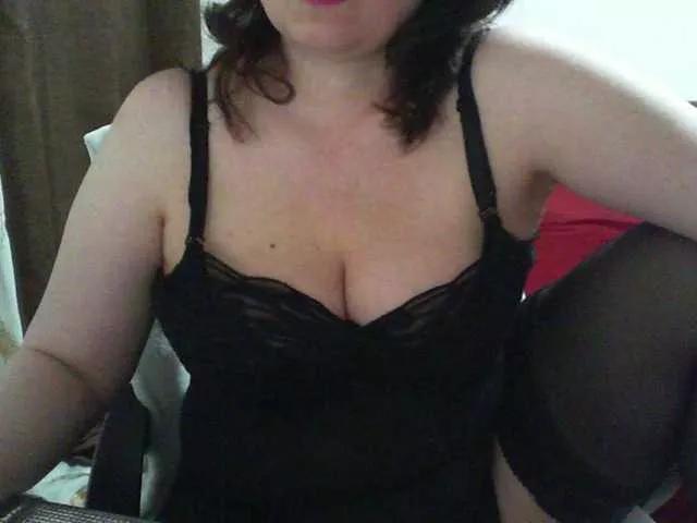 Monella77 on BongaCams 