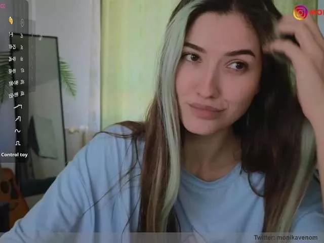 monikavenom on BongaCams 