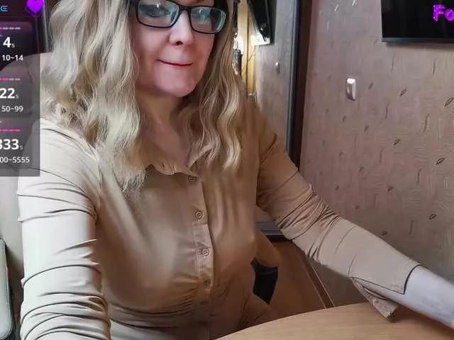 Muza-Love on BongaCams 