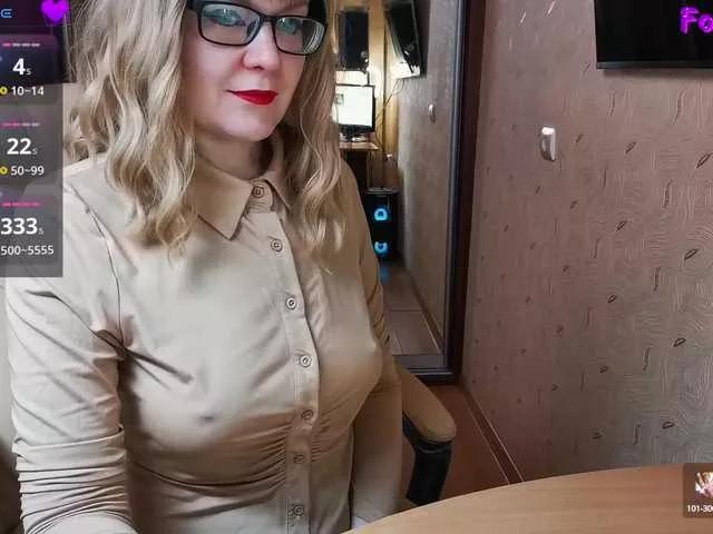 Muza-Love on BongaCams 