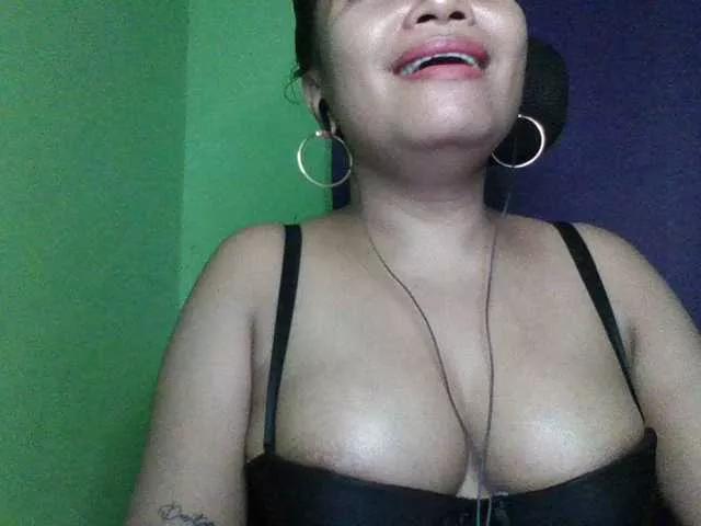 myoneandonly on BongaCams 