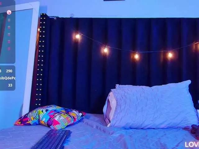 naturaltiits on BongaCams 