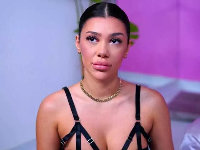 NatyDesiree on BongaCams 
