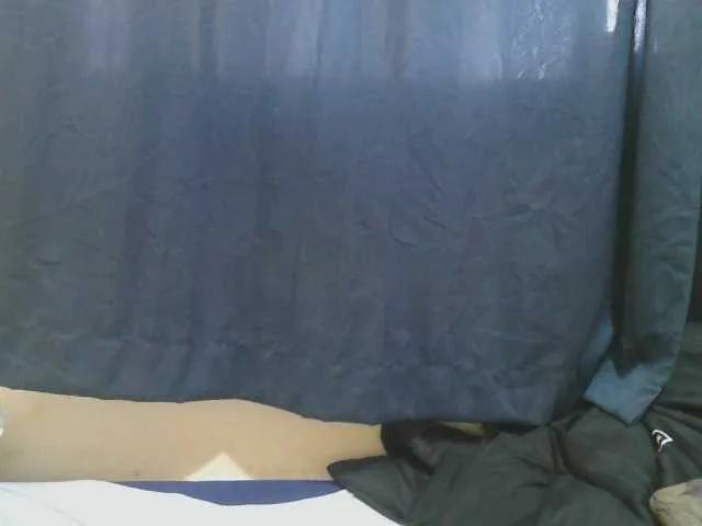 naughty-slender from BongaCams