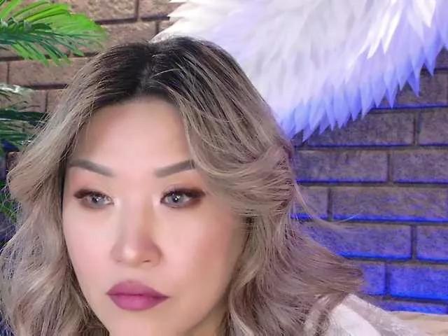 nickyowl on BongaCams 