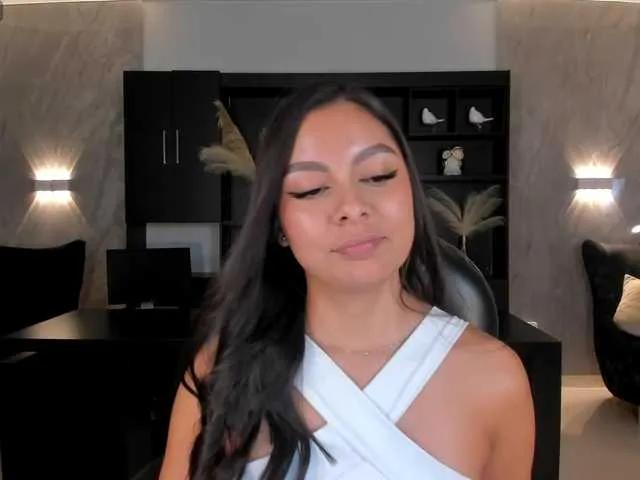 Freechat NinaBlum on BongaCams