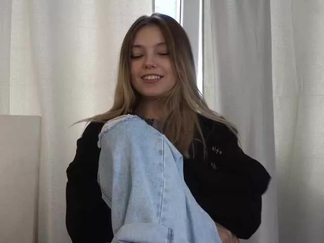 norakisses on BongaCams 